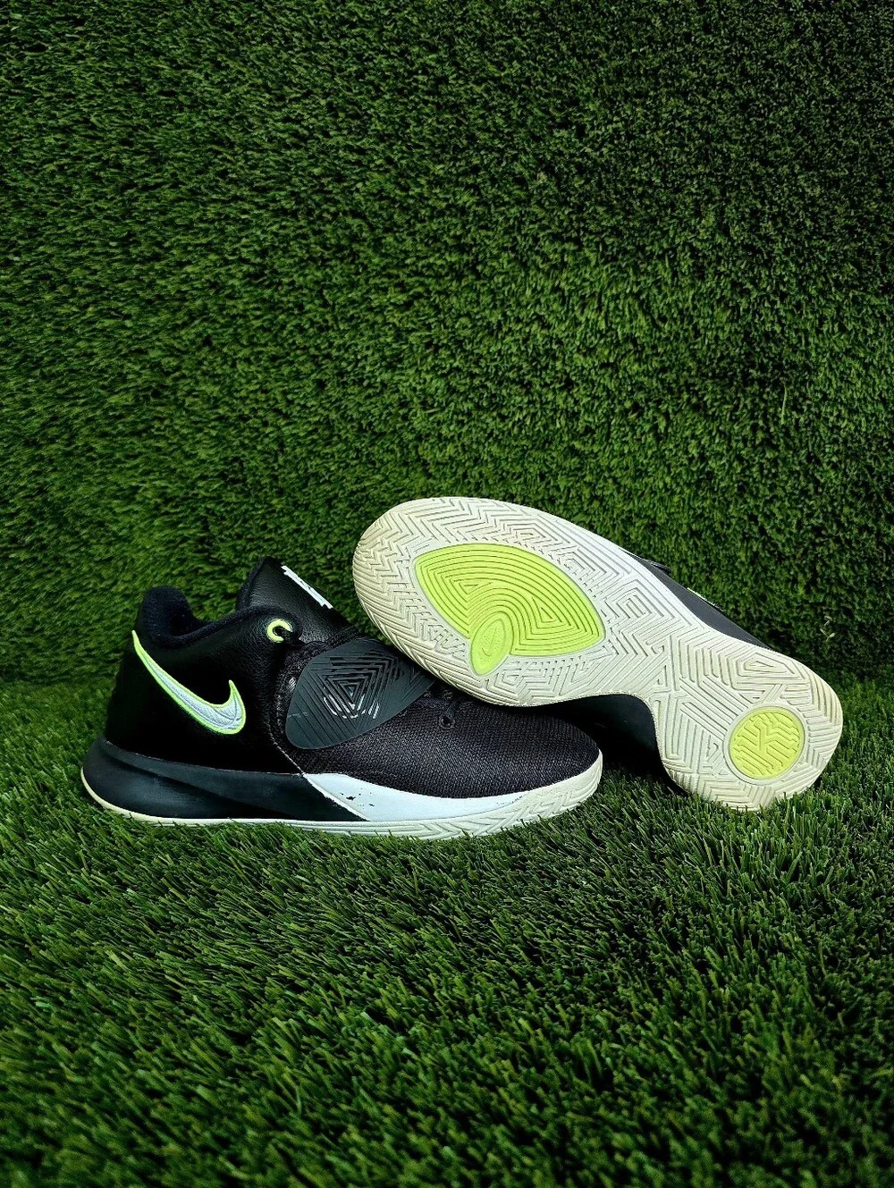 Nike kyrie flytrap